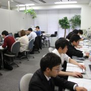 日本 プログラミングスクール プログラミング講座 受講風景